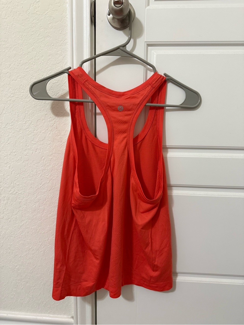 lululemon Swiftly Tech Racerback Tank Top 2.0 waist